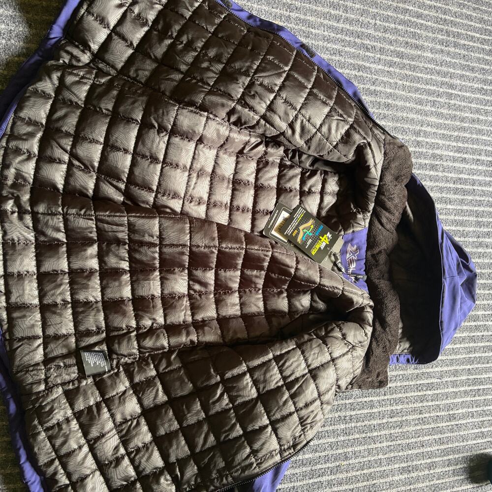 ZeroXposur Coat Size Medium Purple Hooded. NWT Belted - Picture 10 of 13